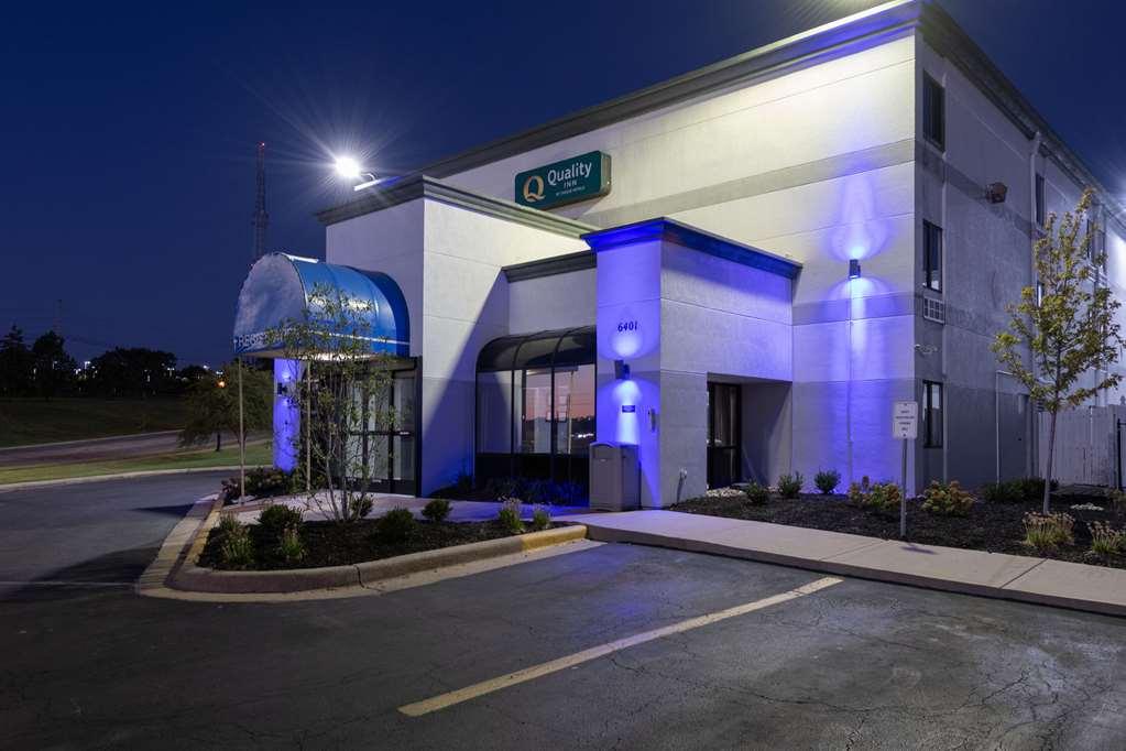 Quality Inn Merriam Kansas City Dış mekan fotoğraf