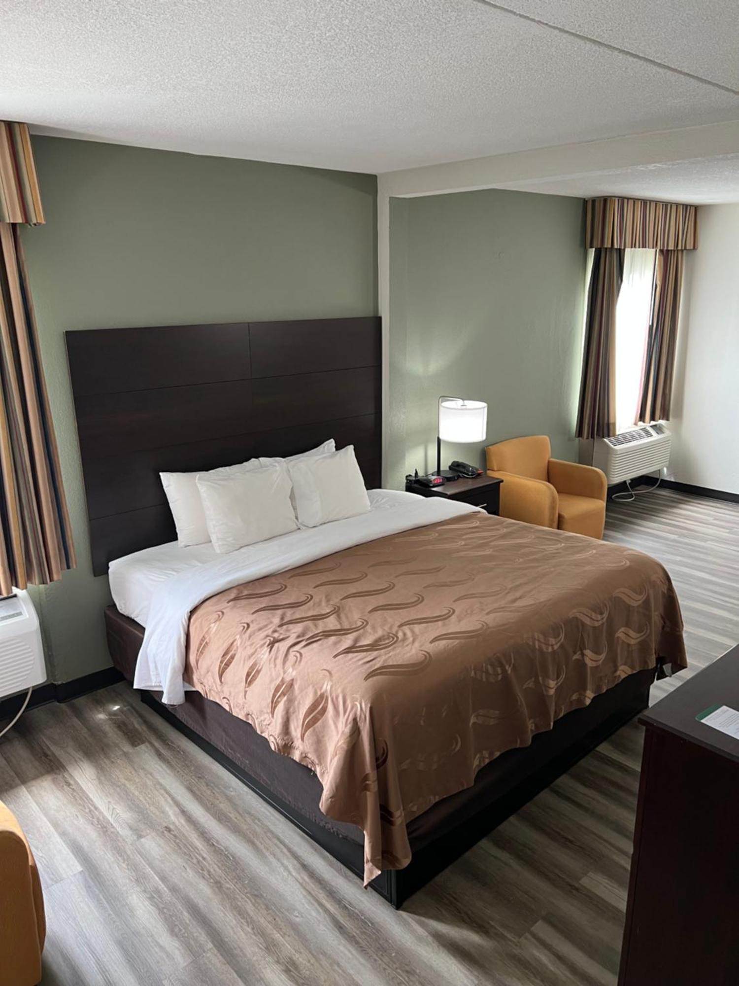 Quality Inn Merriam Kansas City Dış mekan fotoğraf