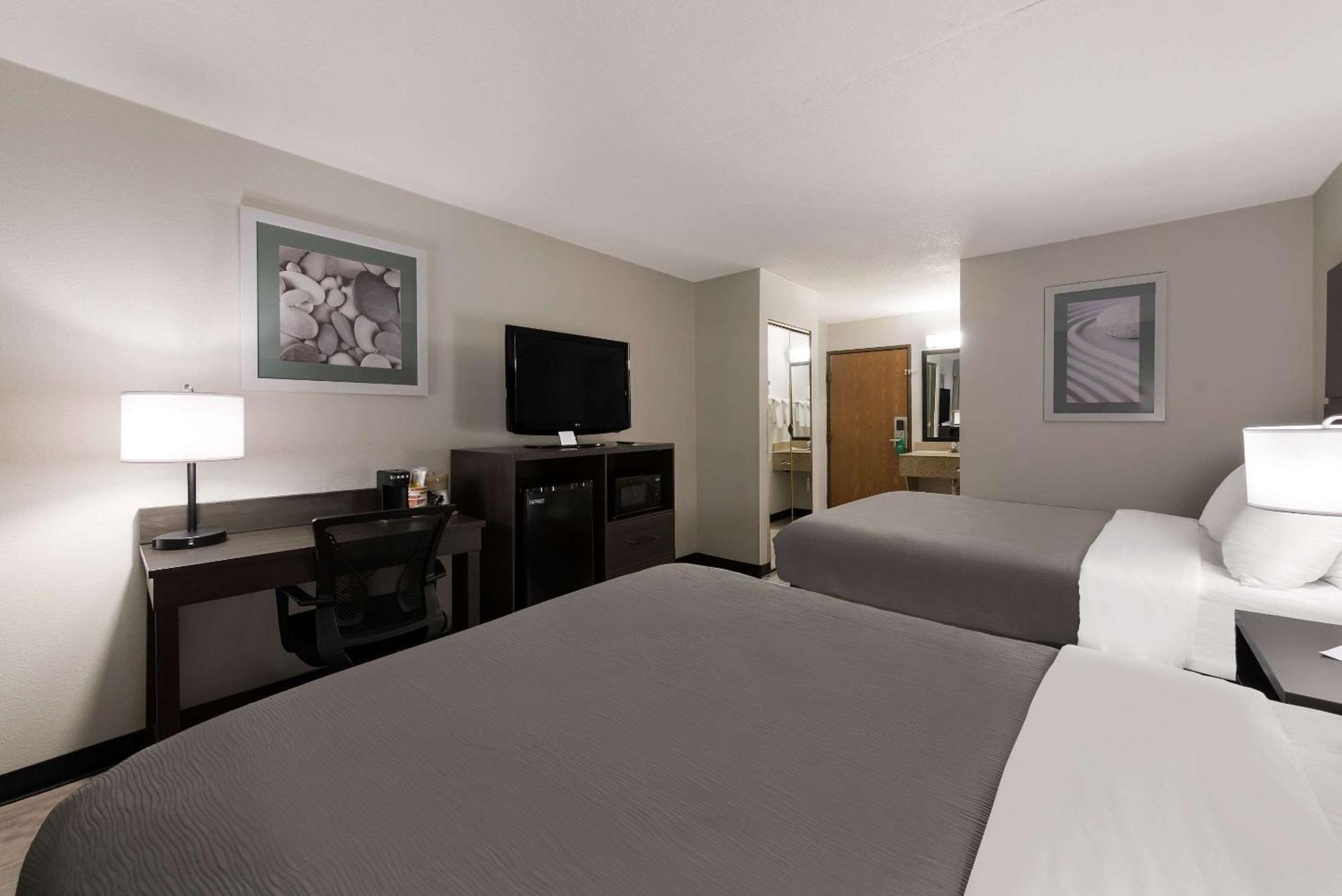 Quality Inn Merriam Kansas City Dış mekan fotoğraf