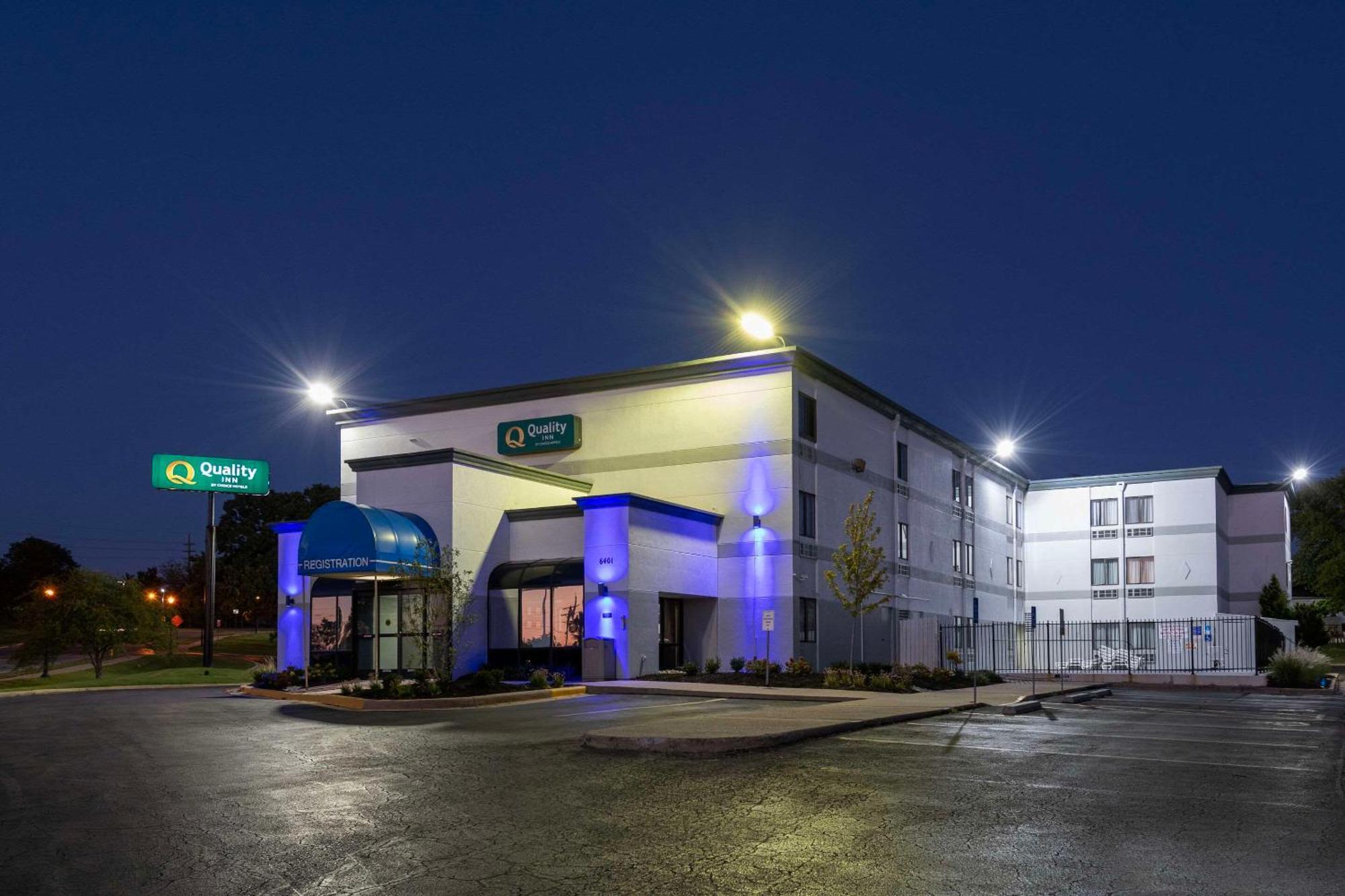 Quality Inn Merriam Kansas City Dış mekan fotoğraf