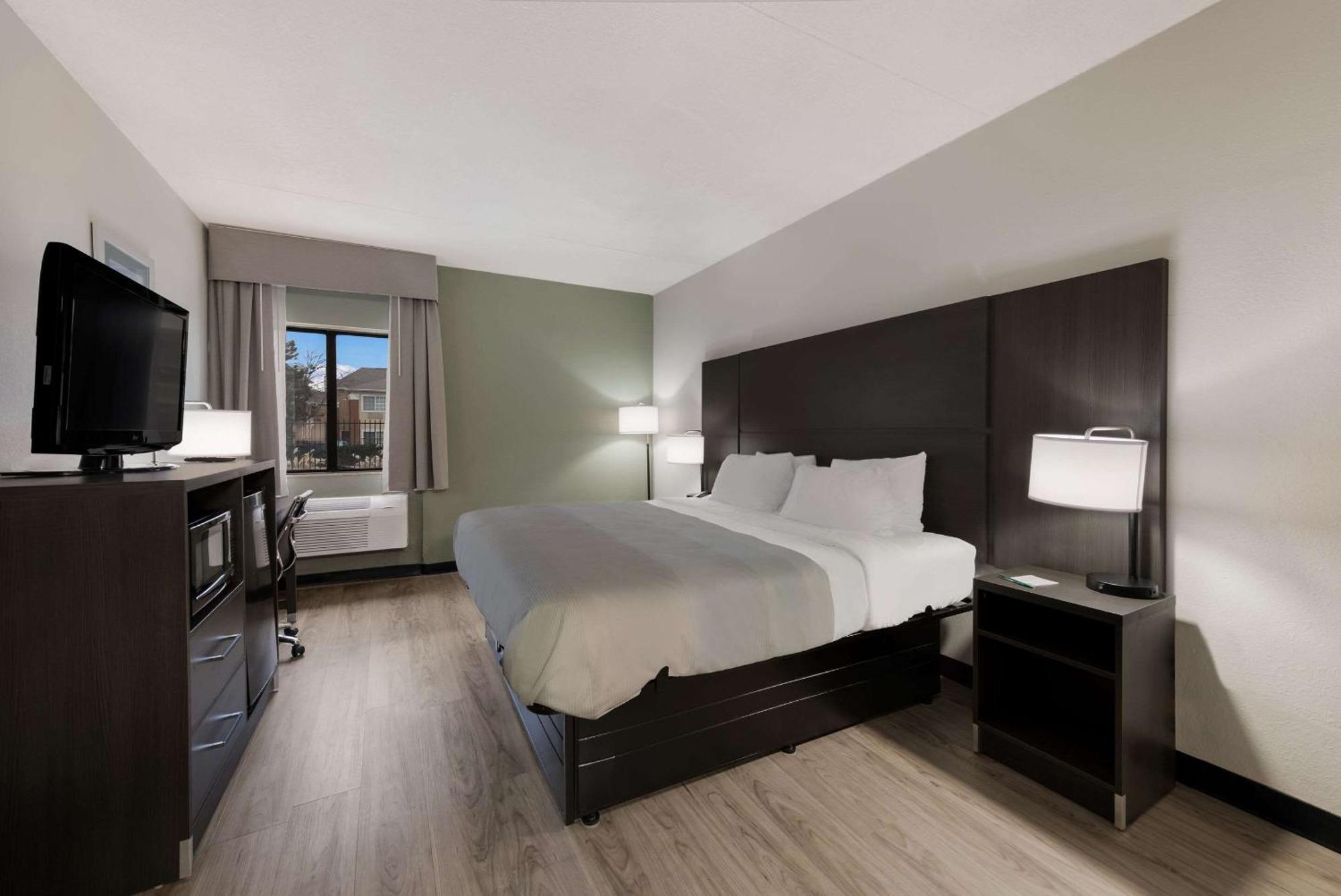 Quality Inn Merriam Kansas City Dış mekan fotoğraf