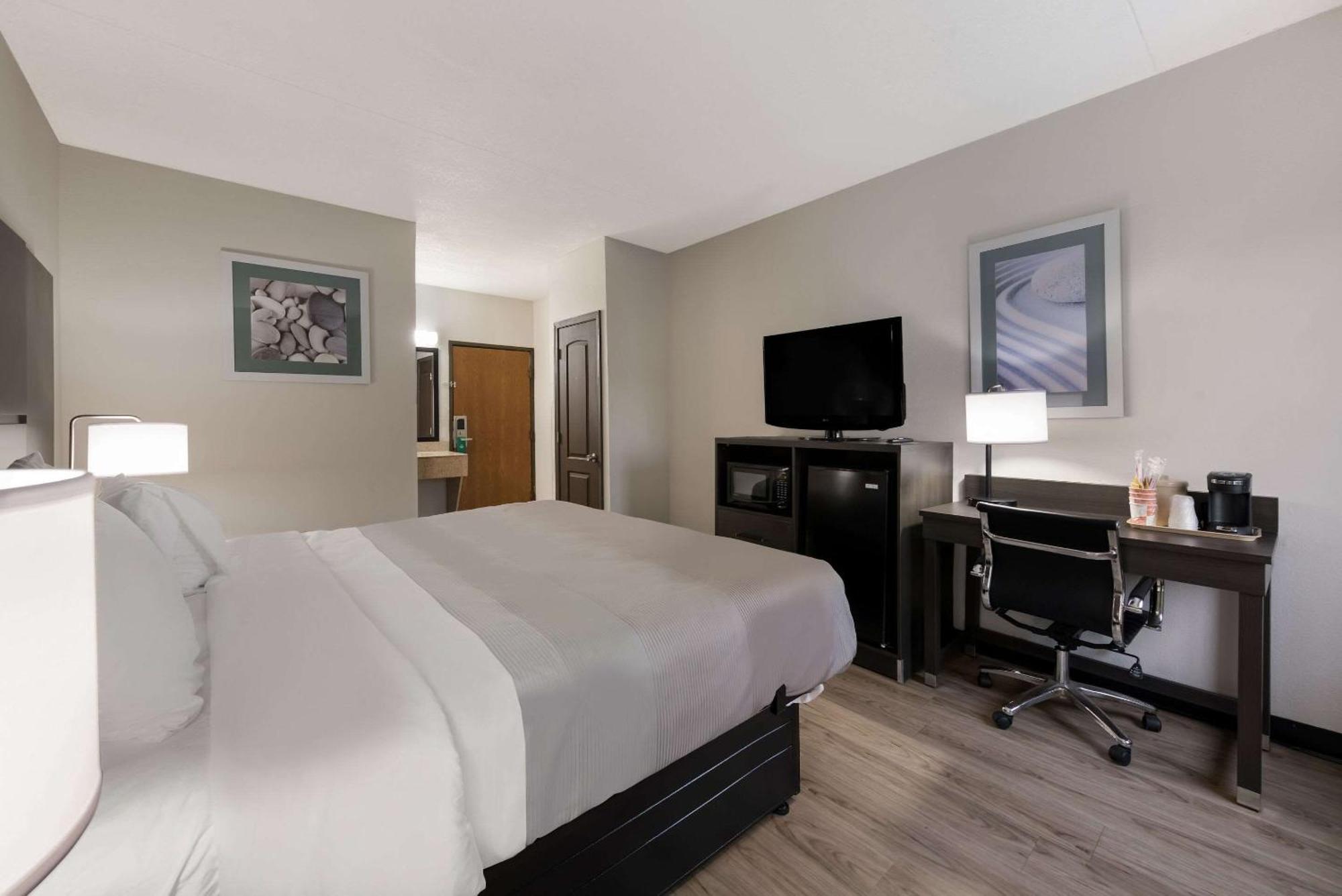 Quality Inn Merriam Kansas City Dış mekan fotoğraf