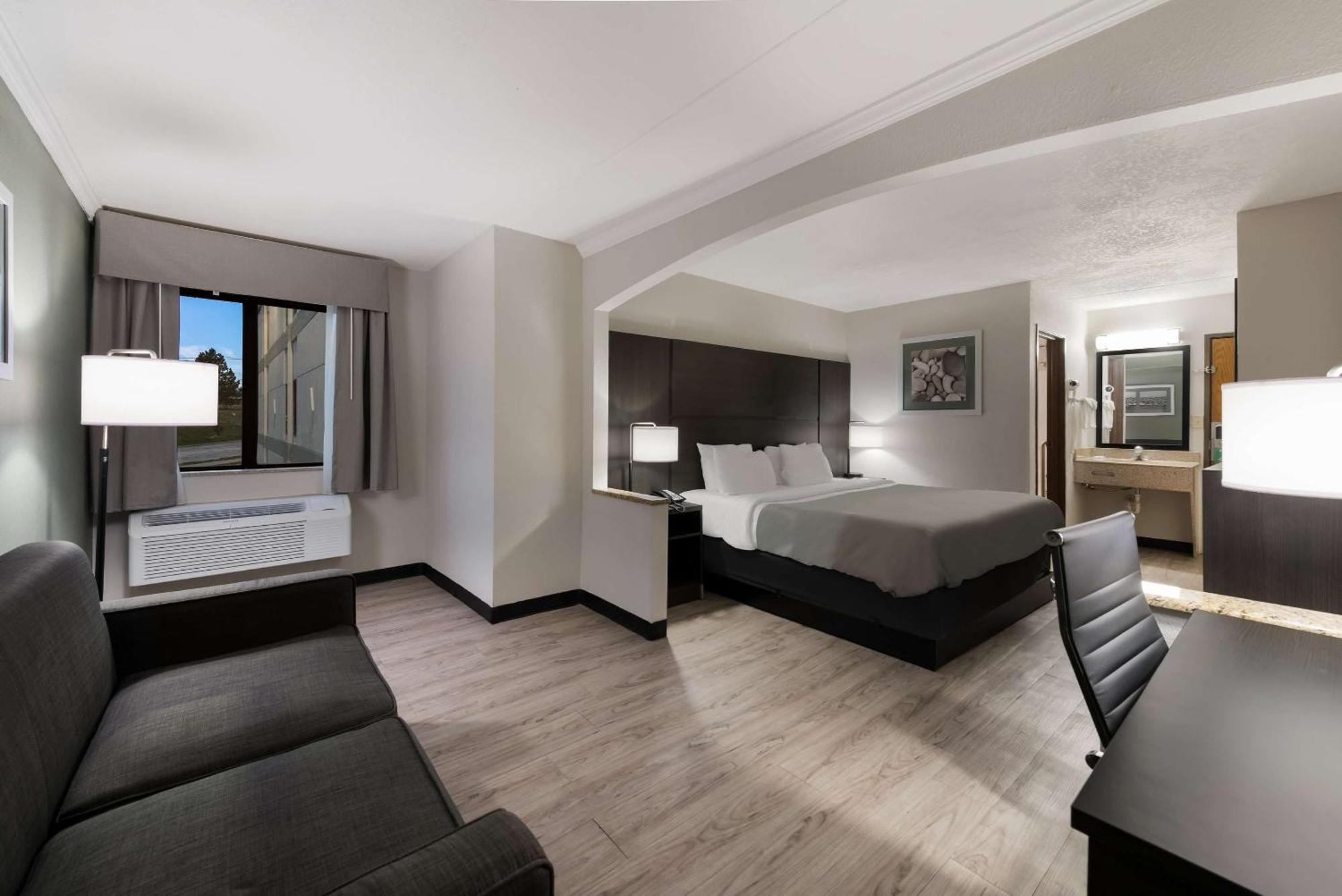 Quality Inn Merriam Kansas City Dış mekan fotoğraf